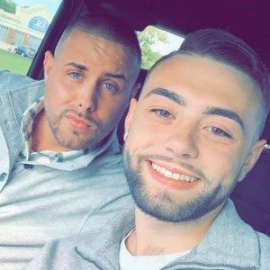 Meet your Posher, Seth